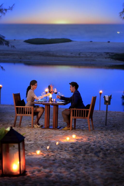 Wanakarn Beach Resort & Spa Панг Нга Ресторант снимка